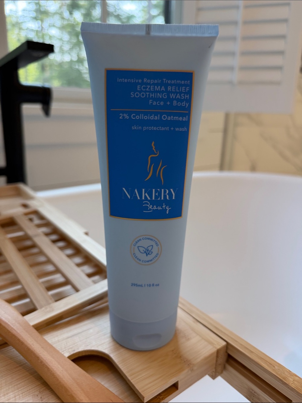 Nakery Beauty Eczema Relief Soothing Wash - Light Blue & Blue